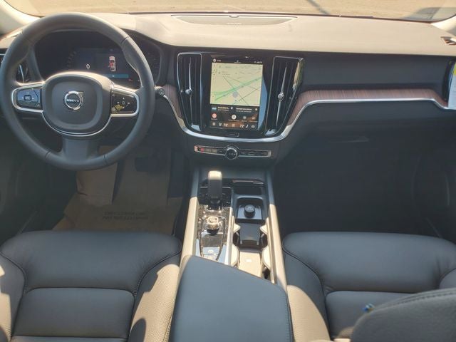 2026 Volvo V60 Cross Country B5 Plus