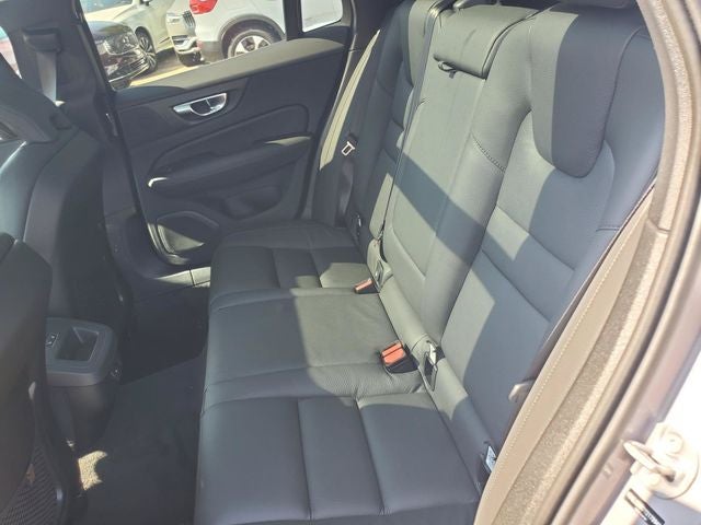 2026 Volvo V60 Cross Country B5 Plus