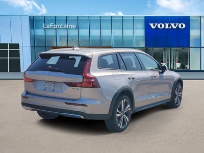 2026 Volvo V60 Cross Country B5 Plus