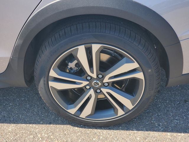 2026 Volvo V60 Cross Country B5 Plus