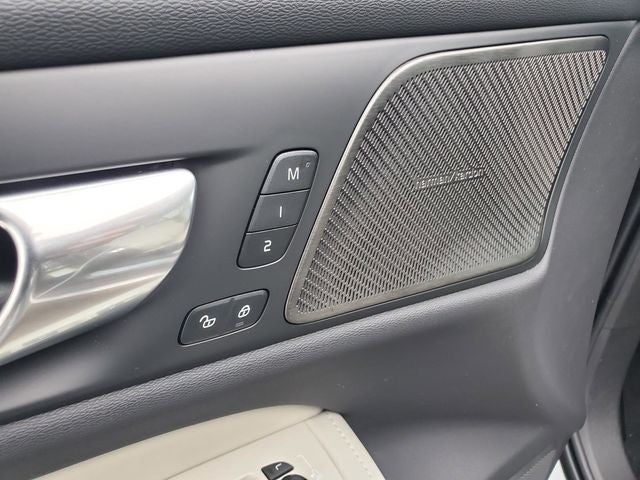 2026 Volvo V60 Cross Country B5 Ultra