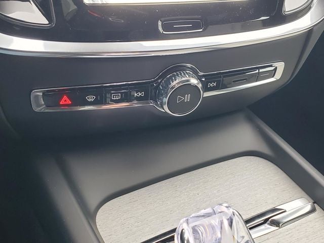 2026 Volvo V60 Cross Country B5 Ultra