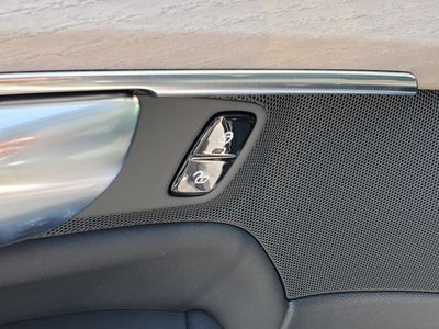 2026 Volvo XC90 B5 Plus