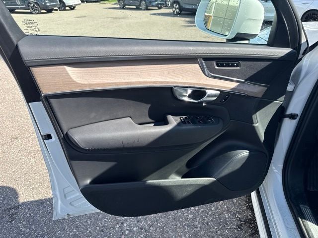 2025 Volvo XC90 B5 Plus 2025.5