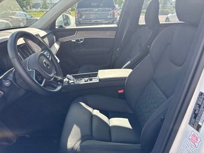 2025 Volvo XC90 B5 Plus 2025.5