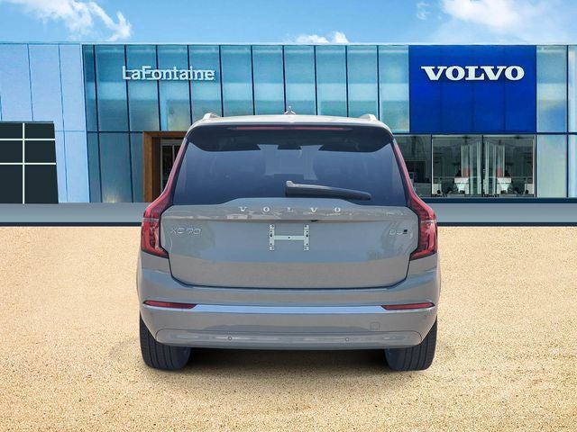 2026 Volvo XC90 B5 Plus