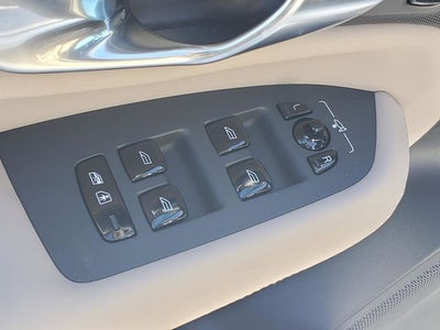 2026 Volvo XC90 B5 Plus