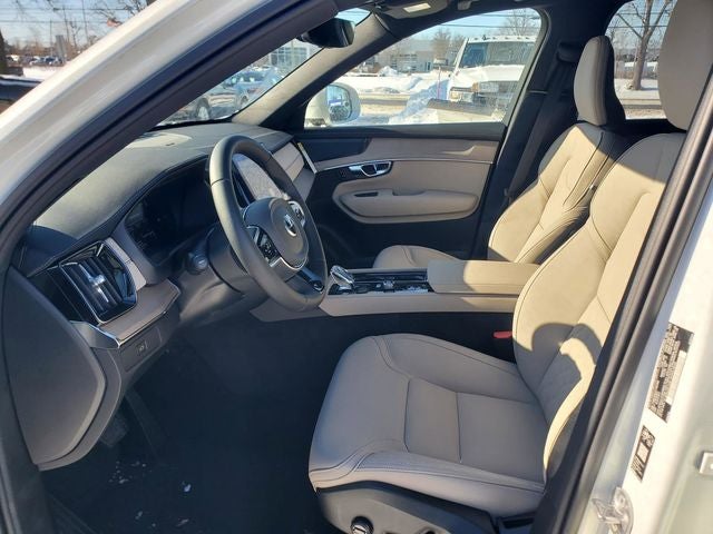 2026 Volvo XC90 B5 Plus