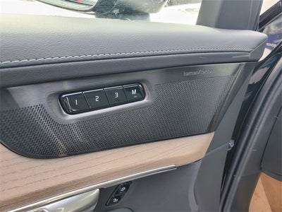 2026 Volvo XC90 B5 Plus