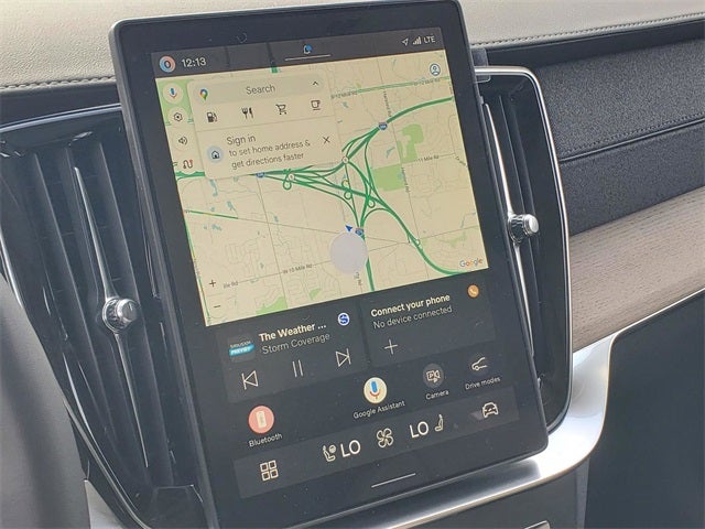 2026 Volvo XC90 B5 Plus