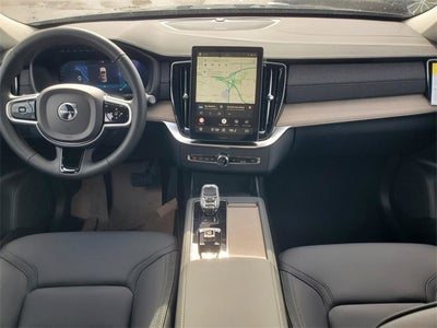 2026 Volvo XC90 B5 Plus