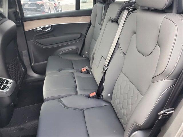 2026 Volvo XC90 B5 Plus