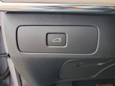 2026 Volvo XC90 B5 Plus