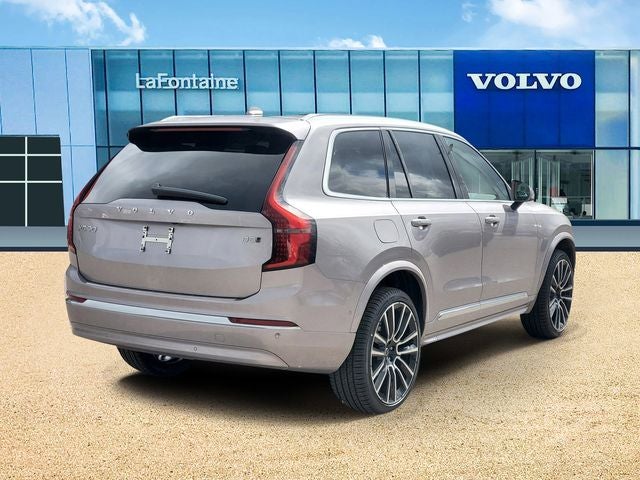 2026 Volvo XC90 B5 Plus