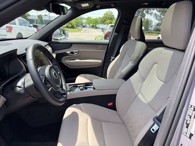 2026 Volvo XC90 B5 Plus