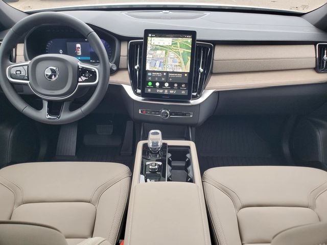 2026 Volvo XC90 B5 Plus