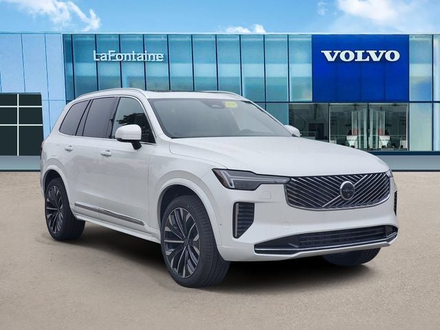 2026 Volvo XC90 B5 Plus