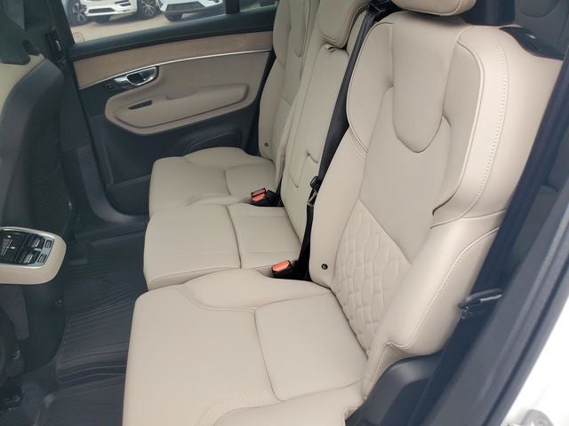 2026 Volvo XC90 B5 Plus