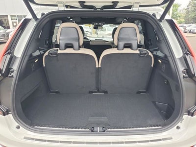 2026 Volvo XC90 B5 Plus