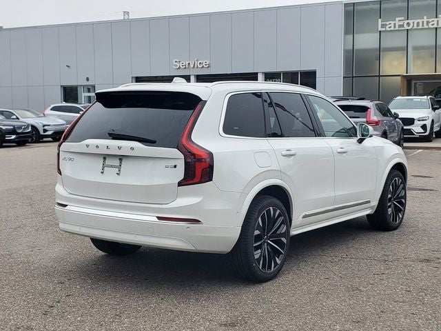 2026 Volvo XC90 B5 Plus