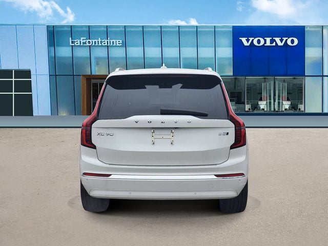 2026 Volvo XC90 B5 Plus