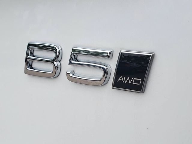 2026 Volvo XC90 B5 Plus