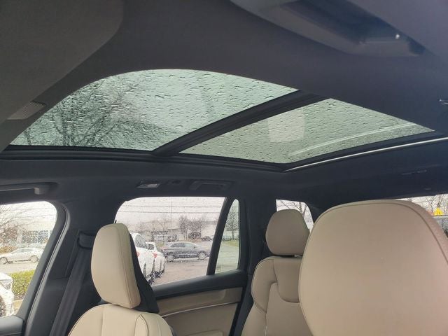 2026 Volvo XC90 B5 Plus