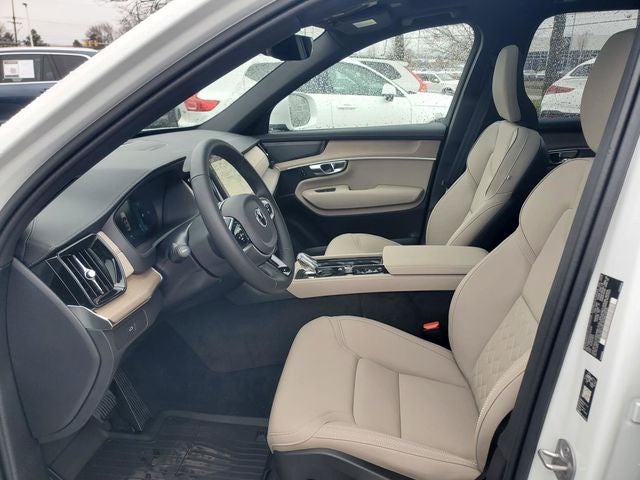 2026 Volvo XC90 B5 Plus