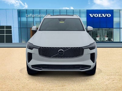 2026 Volvo XC90 B5 Plus