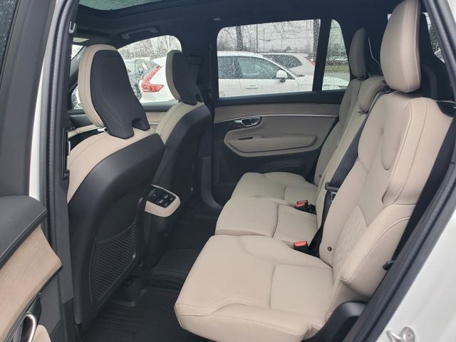 2026 Volvo XC90 B5 Plus