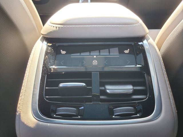 2026 Volvo XC90 B5 Core