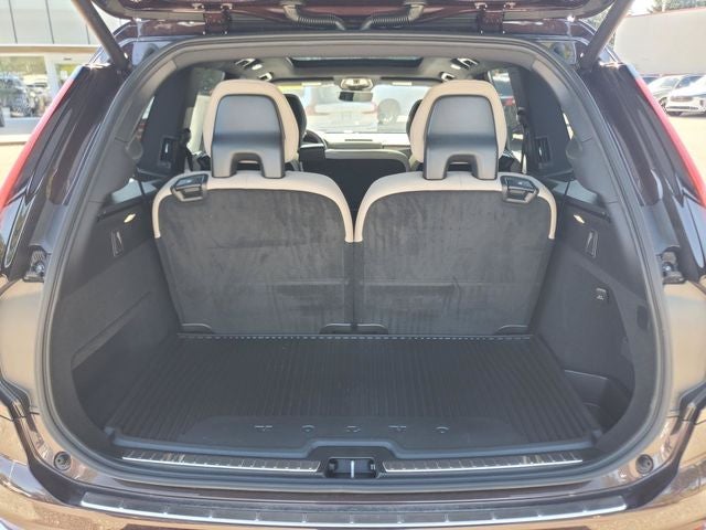 2026 Volvo XC90 B5 Core