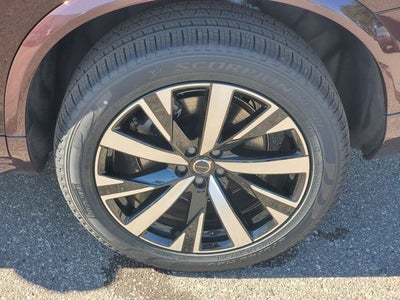 2026 Volvo XC90 B5 Core