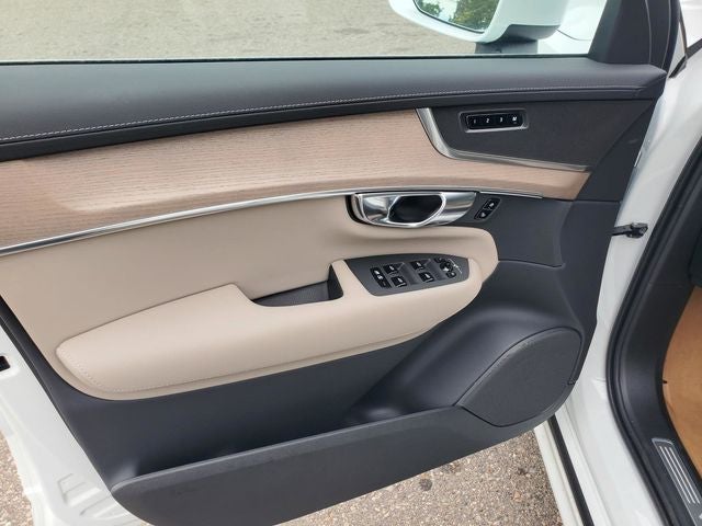 2026 Volvo XC90 B5 Core