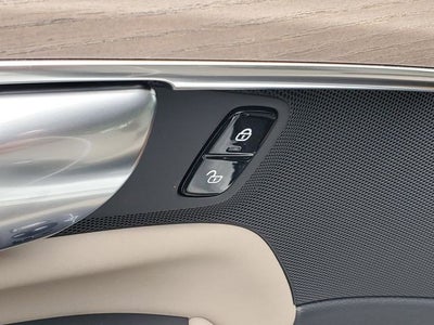 2026 Volvo XC90 B5 Core