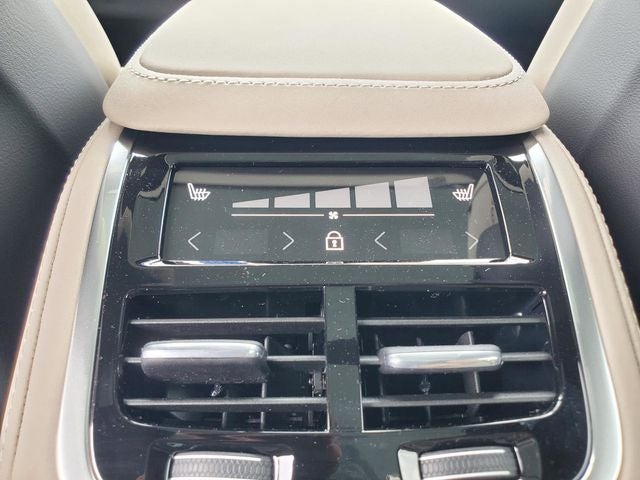 2026 Volvo XC90 B5 Core