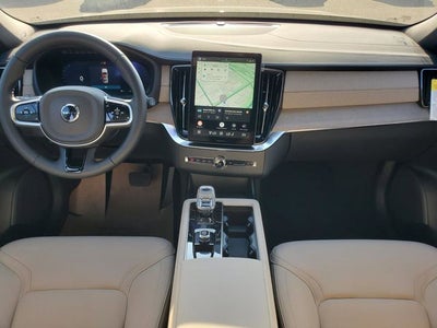 2026 Volvo XC90 B5 Core