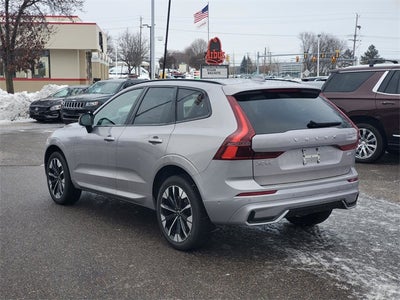 2026 Volvo XC60 B5 Plus