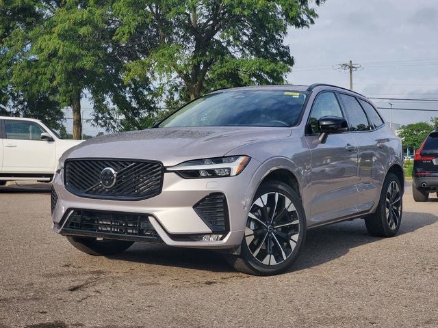 2026 Volvo XC60 B5 Plus