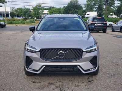 2026 Volvo XC60 B5 Plus