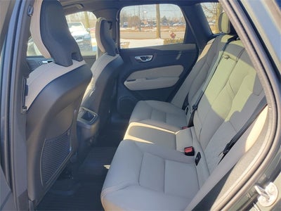 2026 Volvo XC60 B5 Plus