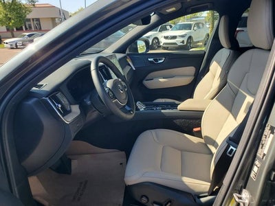 2026 Volvo XC60 B5 Plus