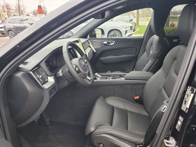 2026 Volvo XC60 B5 Ultra Black Edition