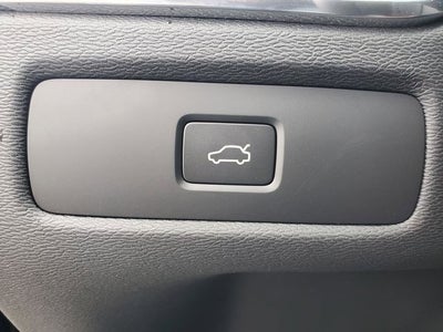 2026 Volvo XC60 B5 Ultra Black Edition