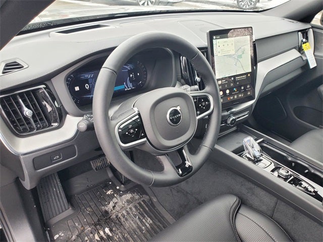 2026 Volvo XC60 B5 Ultra Black Edition