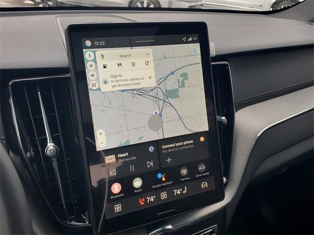 2026 Volvo XC60 B5 Ultra Black Edition