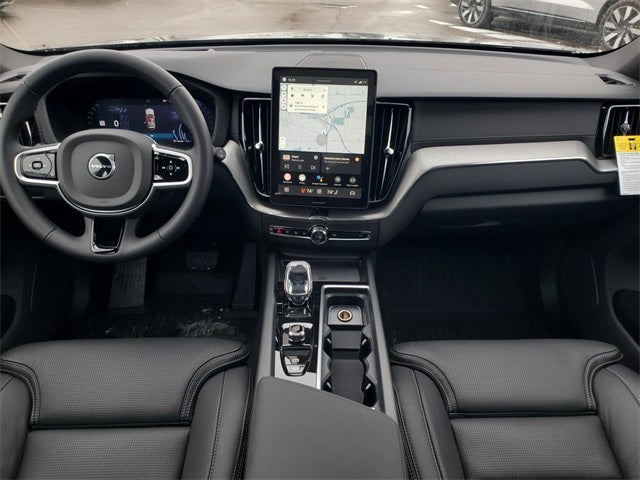 2026 Volvo XC60 B5 Ultra Black Edition