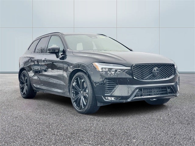 2026 Volvo XC60 B5 Ultra Black Edition