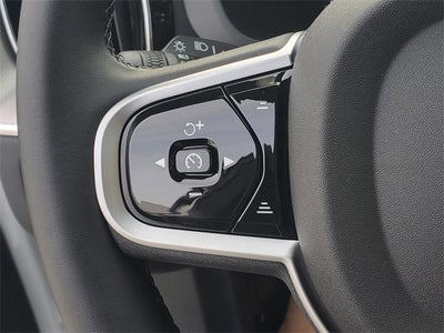 2026 Volvo XC60 B5 Ultra Black Edition