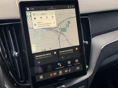 2026 Volvo XC60 B5 Ultra Black Edition